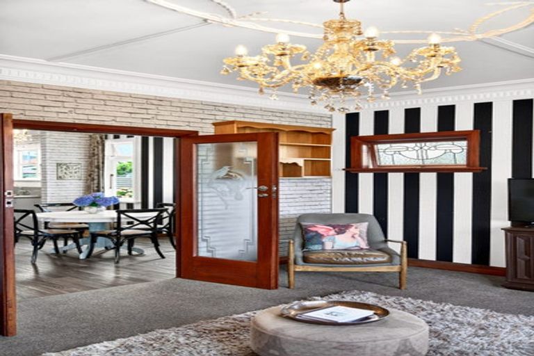 Photo of property in 106 Lincoln Road, Masterton, 5810