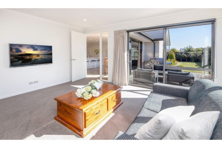 Photo of property in 105 Metehau Street, Marshland, Christchurch, 8083