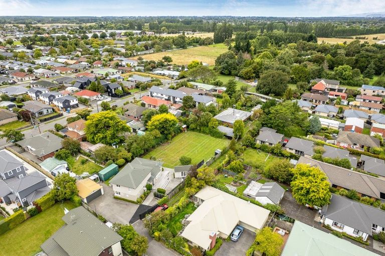 Photo of property in 9 Grassmere Street, Papanui, Christchurch, 8052