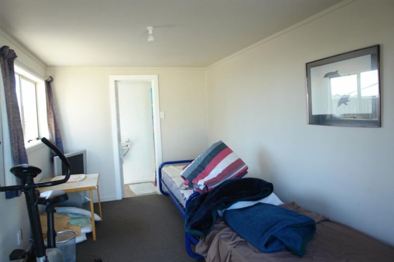 Photo of property in 29 Nukumaru Parade, Waiinu Beach, Whanganui, 4588
