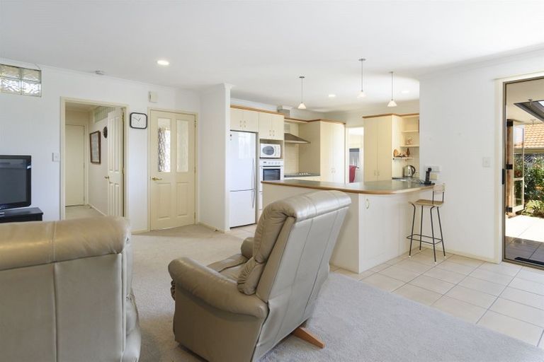 Photo of property in 69 Athfield Drive, Bethlehem, Tauranga, 3110