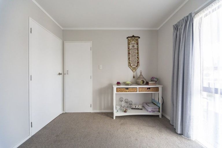 Photo of property in 32b Somerset Crescent, Highbury, Palmerston North, 4412