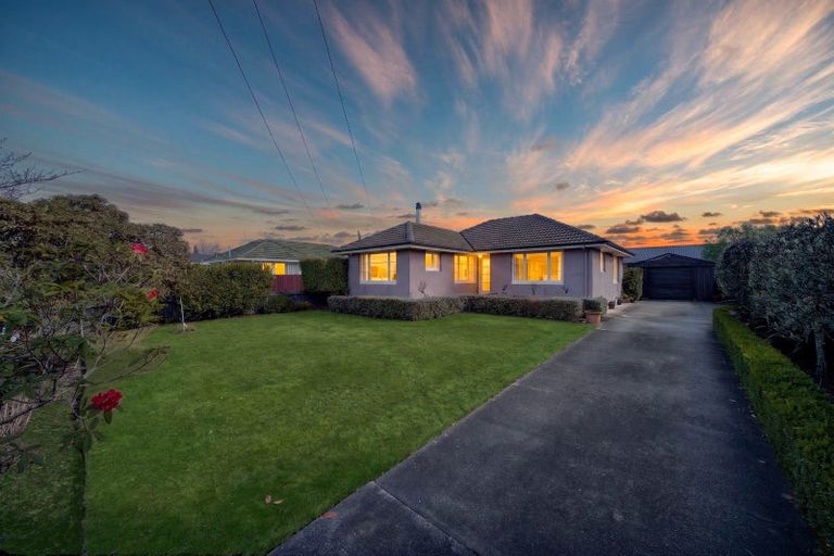 Photo of property in 37 Carlsen Street, Burwood, Christchurch, 8083