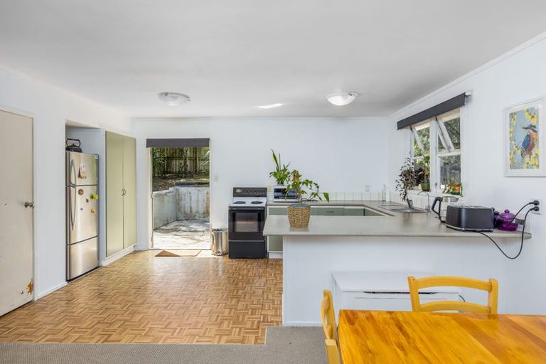 Photo of property in 546 Whangaparaoa Road, Stanmore Bay, Whangaparaoa, 0932