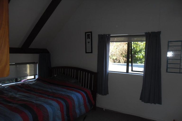 Photo of property in 7 Hurworth Grove, Waikanae, 5036