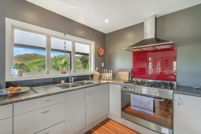 Photo of property in 1207 Harbour Road, Hauturu, Oparau, 3886