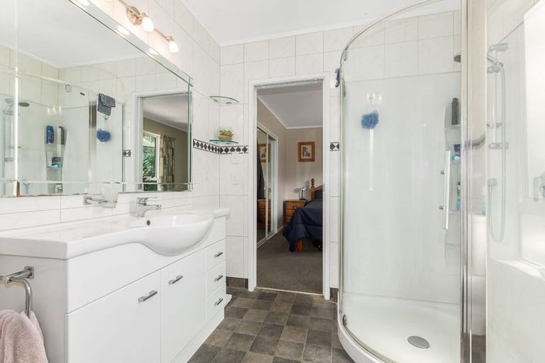 Photo of property in 1/71 Larsen Crescent, Tawa, Wellington, 5028