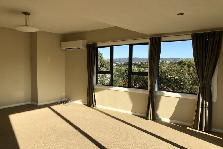 Photo of property in 175 Totara Road, Miramar, Wellington, 6022