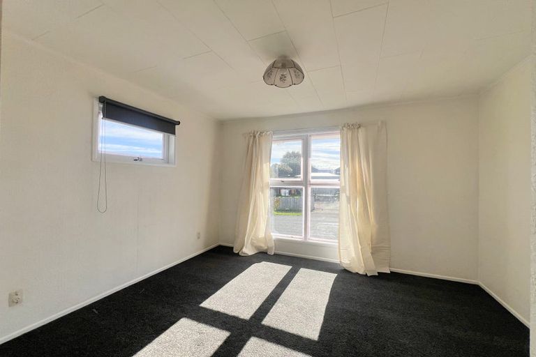 Photo of property in 55 Larne Avenue, Pakuranga Heights, Auckland, 2010