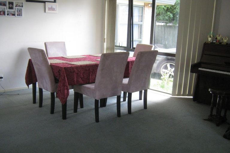 Photo of property in 51a Gray Avenue, Mangere East, Auckland, 2024