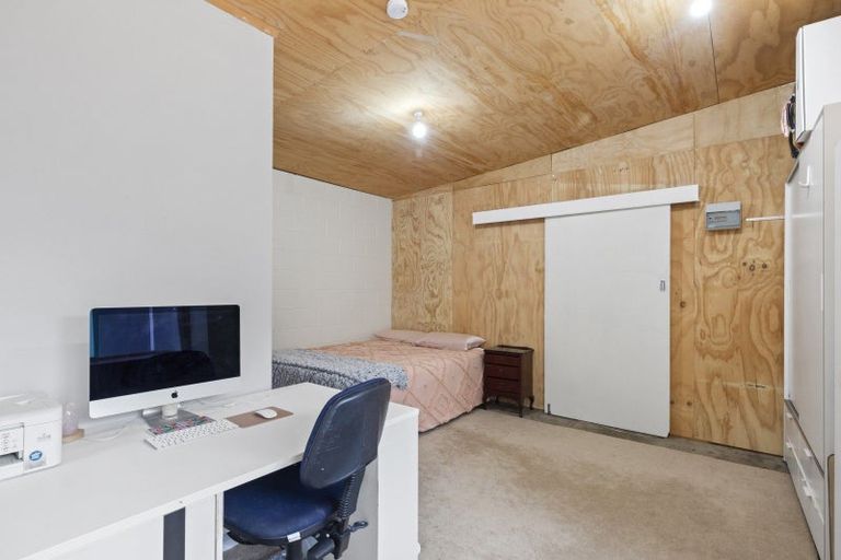 Photo of property in 155 Queen Street, Pukekohe, 2120