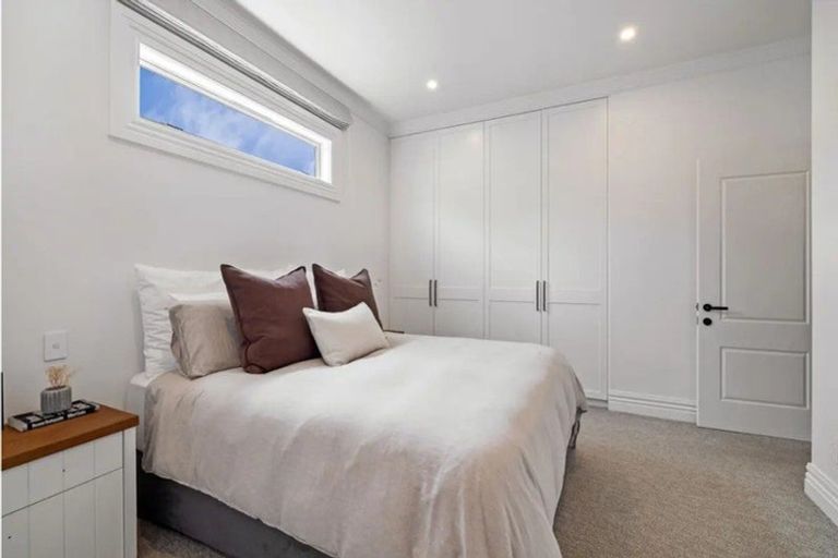 Photo of property in 11 Miro Street, Takaro, Palmerston North, 4410