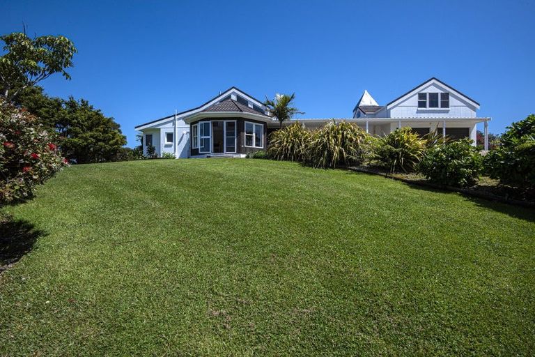 Photo of property in 96 Franklin Road, Parua Bay, 0192