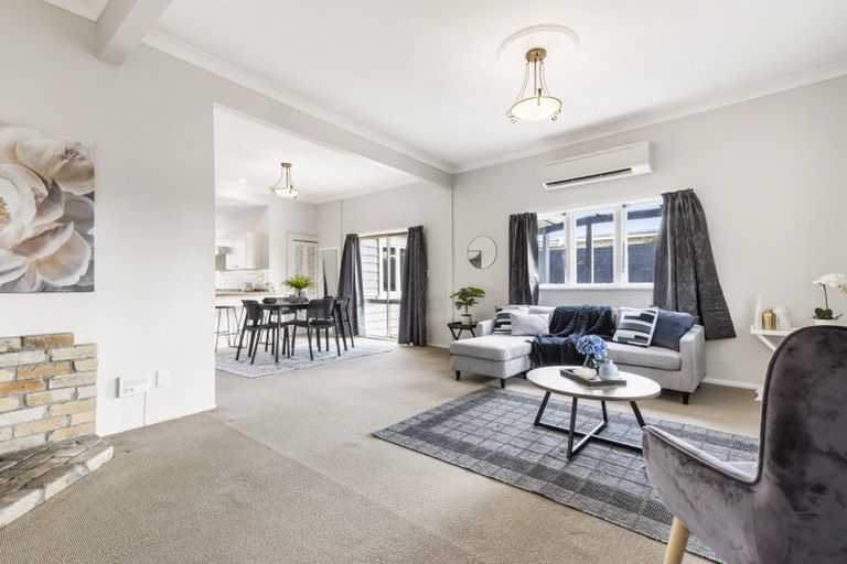 Photo of property in 15 Sillary Street, Hamilton East, Hamilton, 3216