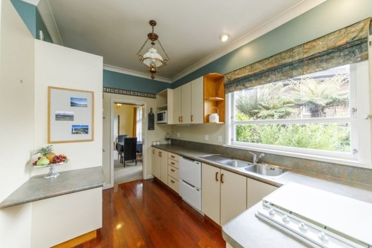 Photo of property in 435 Ruahine Street, Terrace End, Palmerston North, 4410