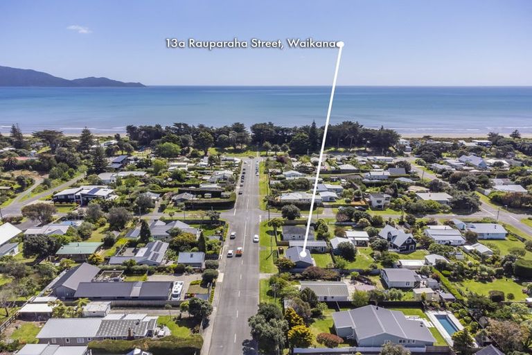 Photo of property in 13 Rauparaha Street, Waikanae Beach, Waikanae, 5036
