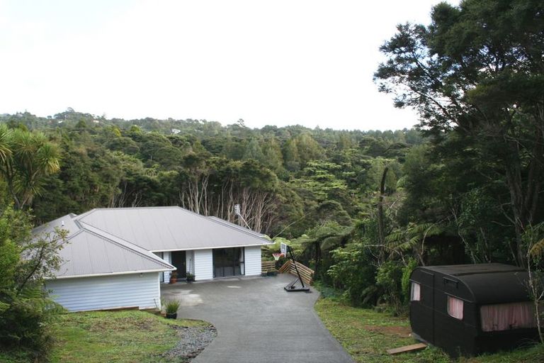 Photo of property in 12 Bendalls Lane, Oratia, Auckland, 0604