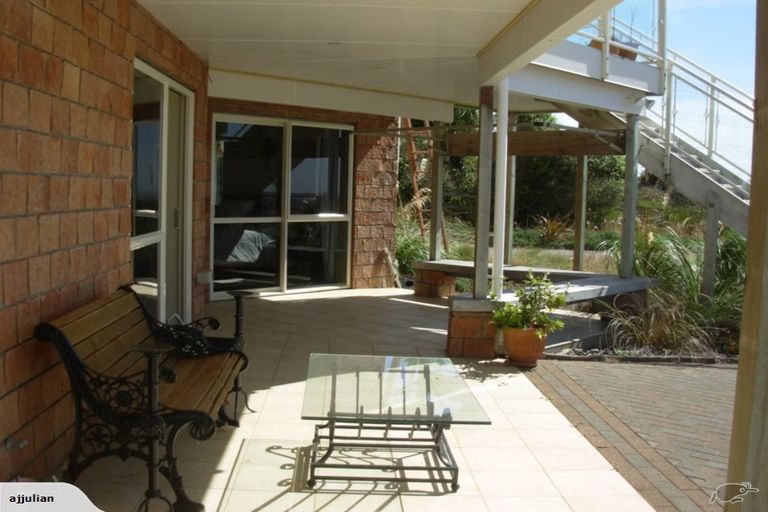 Photo of property in 91 Paparata Road, Bombay, 2675