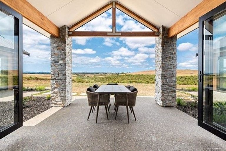 Photo of property in 178 Batty Road, Kingseat, Papakura, 2580