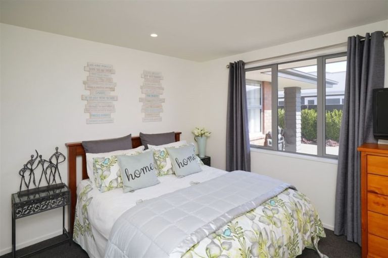 Photo of property in 16 Lilian Street, Kaiapoi, 7630