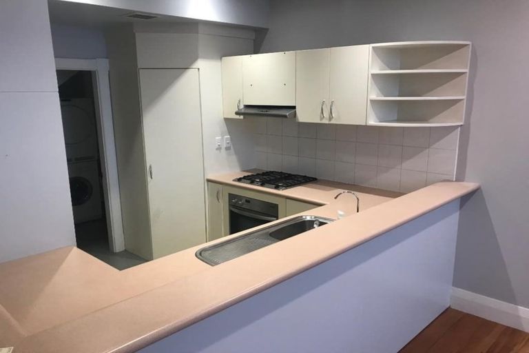 Photo of property in Whitmore Apartments, 7d Stout Street, Wellington Central, Wellington, 6011