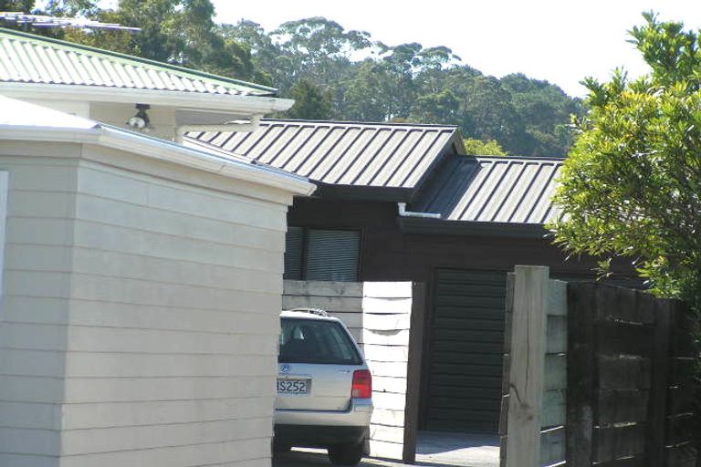 Photo of property in 1/45 Seine Road, Forrest Hill, Auckland, 0620