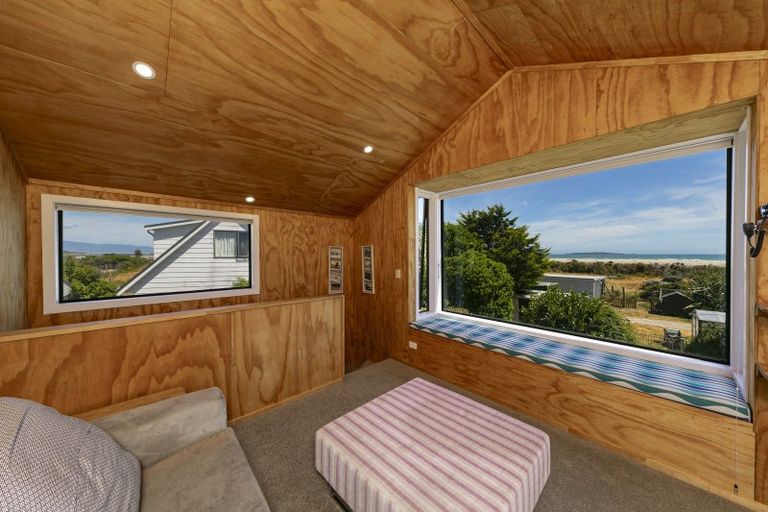 Photo of property in 9 Johnston Crescent, Haast, 7886