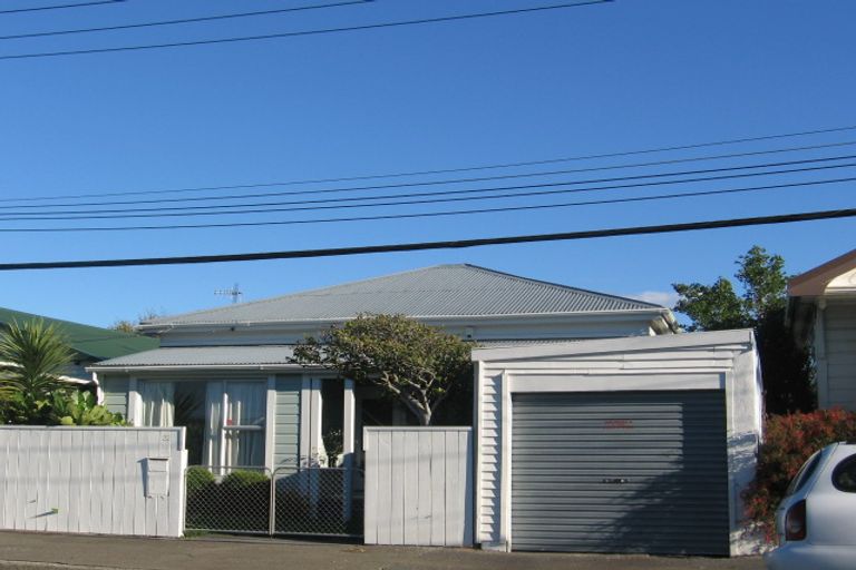 Photo of property in 22 South Street, Petone, Lower Hutt, 5012