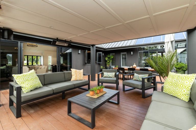 Photo of property in 58 Breadalbane Avenue, Havelock North, 4130