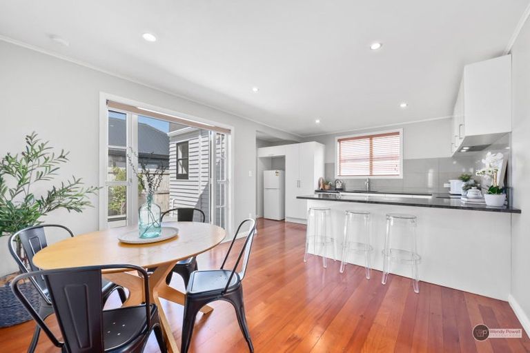 Photo of property in 9a Fergusson Street, Waterloo, Lower Hutt, 5011