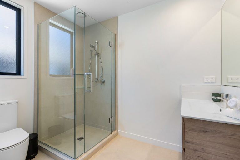 Photo of property in 10 Chapman Way, Jacks Point, 9371