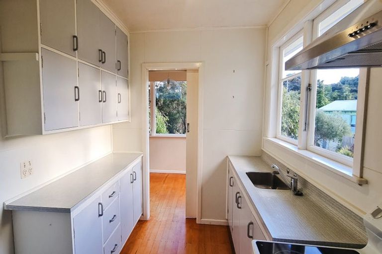 Photo of property in 46 Wellington Road, Paekakariki, 5034