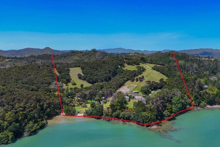 Photo of property in 206 Aucks Road, Okiato, Russell, 0272