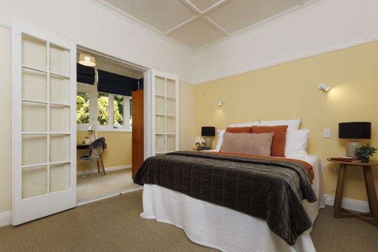 Photo of property in 328 Karori Road, Karori, Wellington, 6012