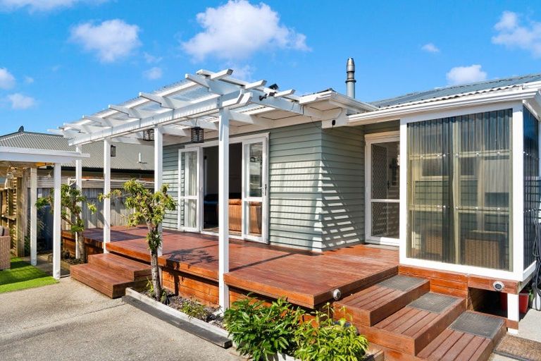 Photo of property in 52 East Street, Greytown, 5712