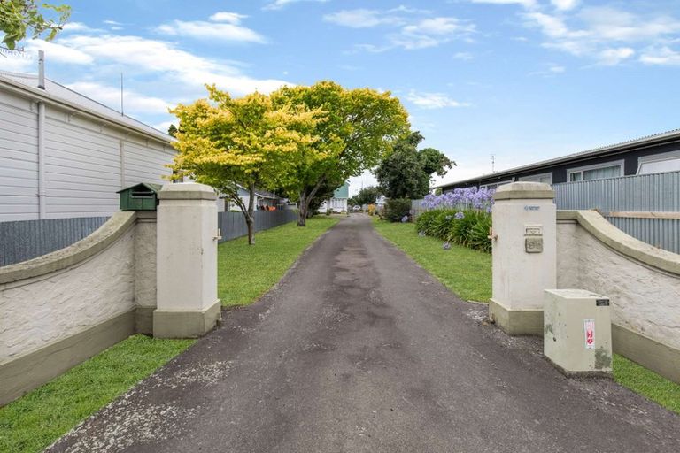 Photo of property in 9b Pascal Street, Palmerston North, 4410