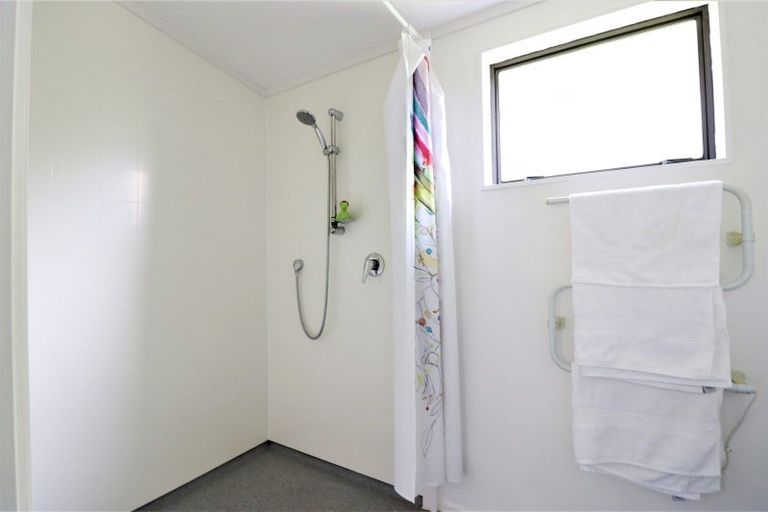 Photo of property in 10 Stingray Crescent, Whiritoa, Whangamata, 3691