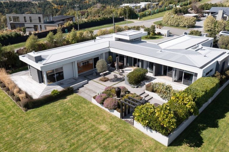 Photo of property in 2 Aglaia Place, Cracroft, Christchurch, 8022