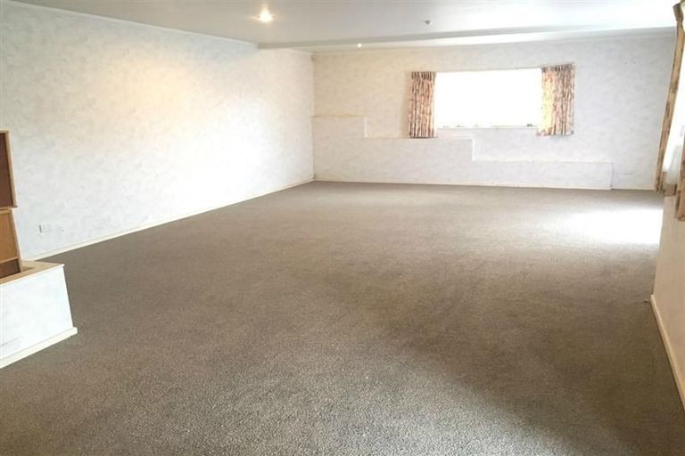 Photo of property in 38 Redwing Street, Browns Bay, Auckland, 0630