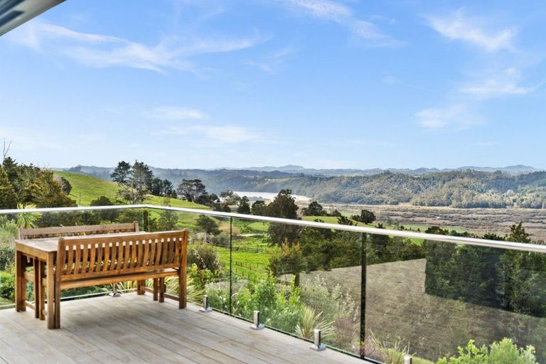 Photo of property in 275 Pakaru Road, Kawakawa, 0282