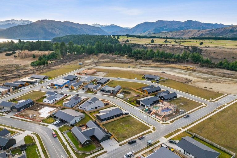 Photo of property in 12 Onyx Street, Albert Town, 9305