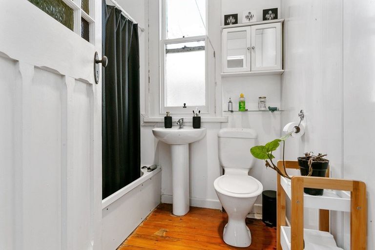 Photo of property in 2 Addison Street, Leamington, Cambridge, 3432