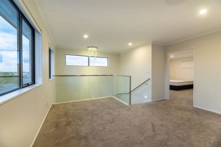 Photo of property in 23 Korihi Drive, Swanson, Auckland, 0614