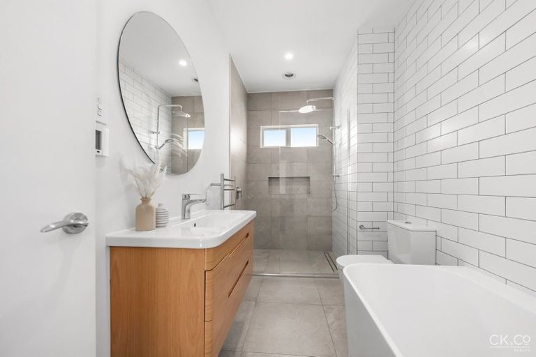 Photo of property in 12 Fitzherbert Street, Alicetown, Lower Hutt, 5010