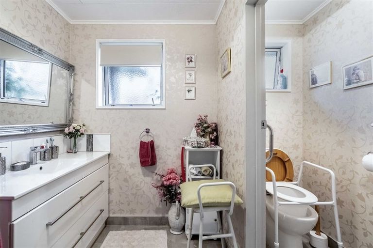 Photo of property in 40 Vogel Street, Waikiwi, Invercargill, 9810