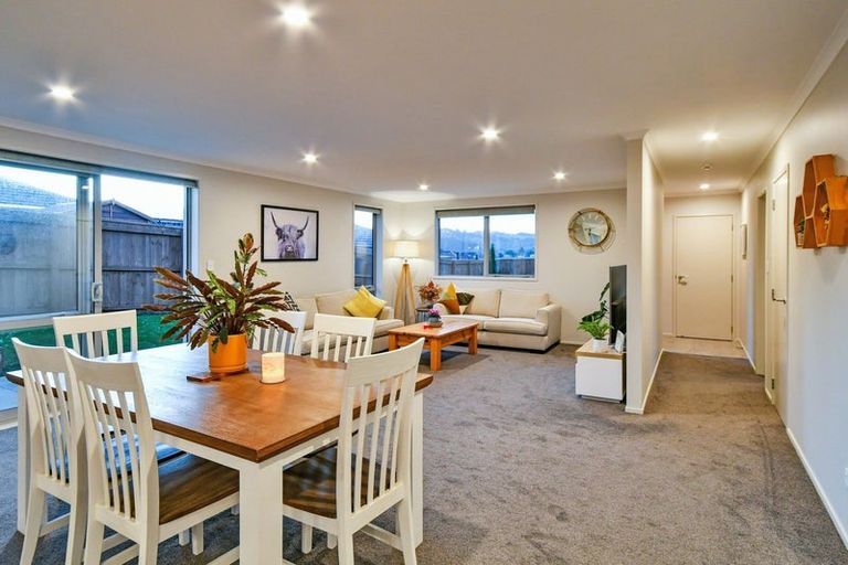 Photo of property in 12 Loader Place, Pokeno, 2402