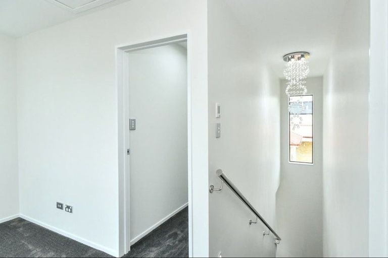 Photo of property in 115b Russell Road, Manurewa, Auckland, 2102