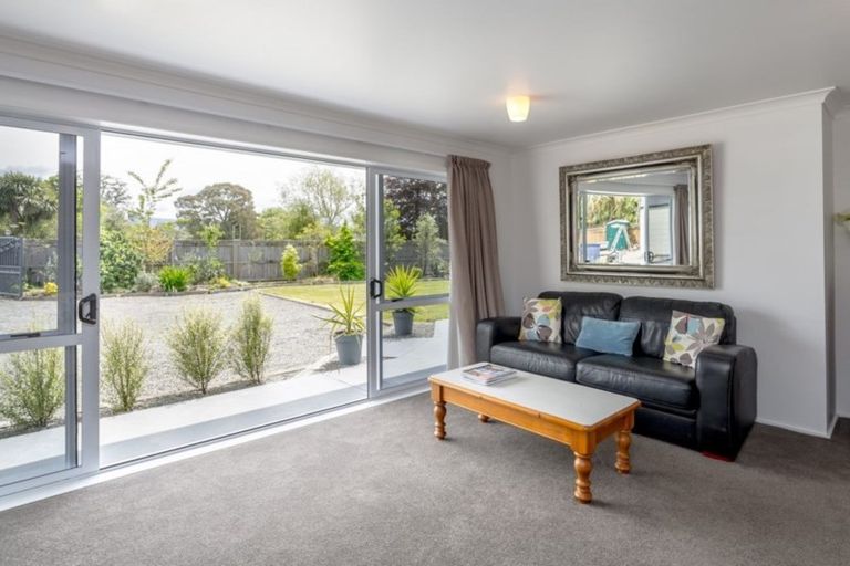 Photo of property in 83 Reading Street, Greytown, 5712