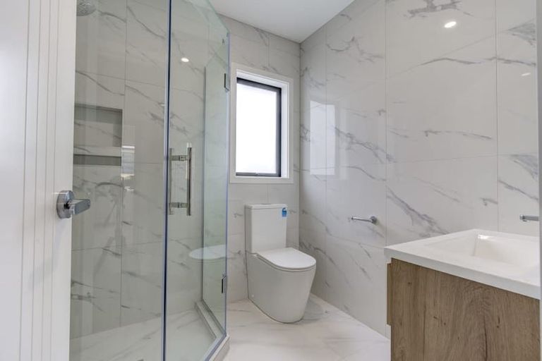 Photo of property in 2/49 Hinton Avenue, Forest Lake, Hamilton, 3200