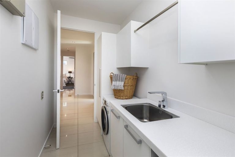 Photo of property in 43a Hamilton Avenue, Ilam, Christchurch, 8041